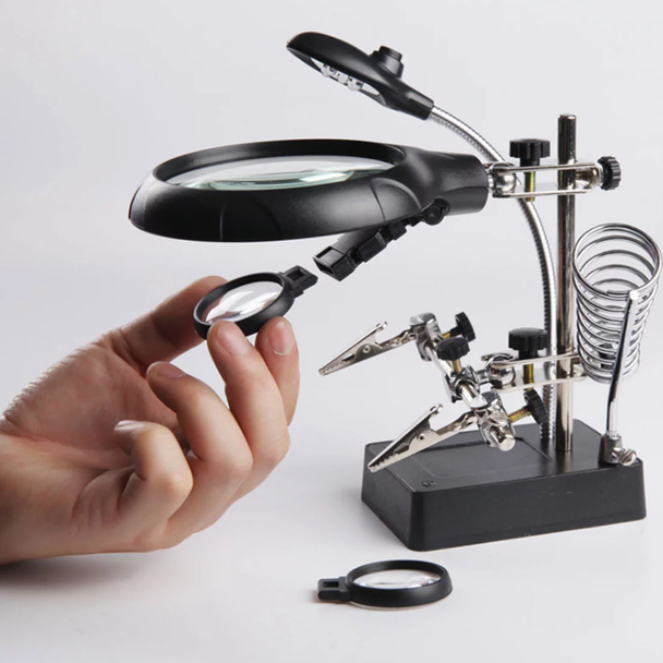 5 LED Auxiliary Clip Magnifier AC/DC Interchangeable